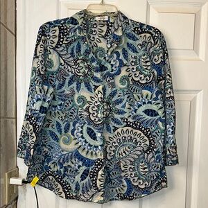 VanHeusen women’s Sleeve Button Down Shirt